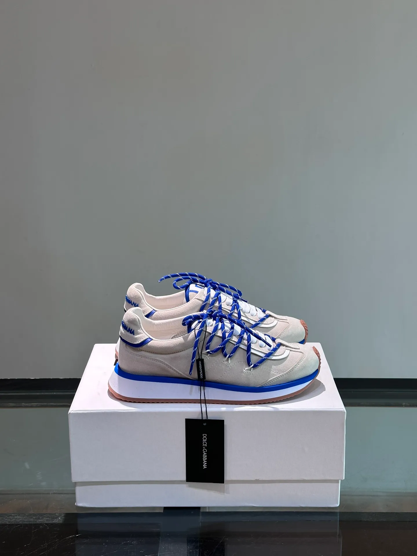 Men's shoes 💰p460 "DG" new men's casual sports shoes! The contrasting color design is eye-catching, fashionable and versatile, and can add luster to various looks. The exquisite design with unique dynamic vitality and modern atmosphere shows modern elegance. Size: 38-44 (45 customized)